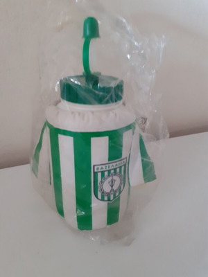 Vazelakia water bottle