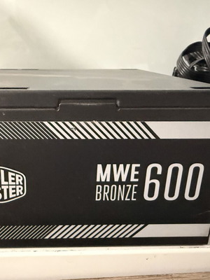 Cooler Master MWE Bronze 600W power supply like new