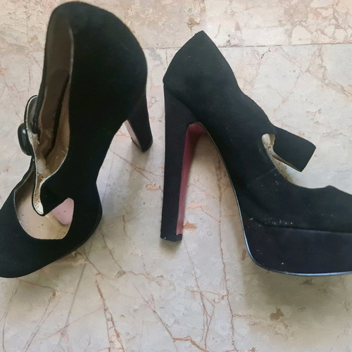 Women's heeled shoes Paris Hilton