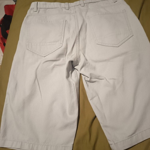 Men's slim fit bermuda shorts LC Waikiki, light gray, size 28 with belt