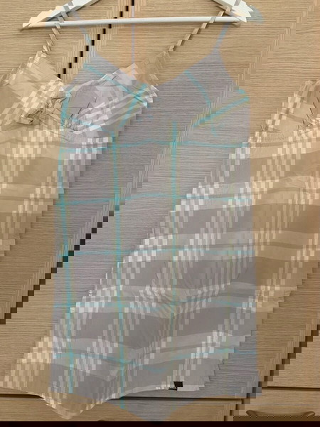 Bench dress