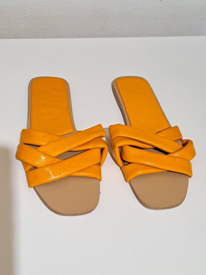 Zara women's leather sandals orange size 36 new