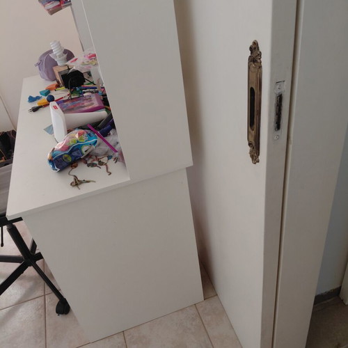 White bookshelf desk with cabinet and keyboard drawer, gift chair