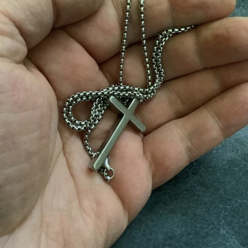 316L Steel Cross and Chain like new, silver color
