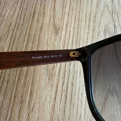 Tommy Hilfiger men's sunglasses like new, black and brown
