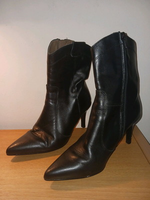Patricia Miller boots black size 37 like new