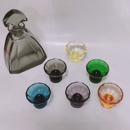 Art Deco Josephinenhutte liqueur set 1925, 1 decanter and 6 glasses