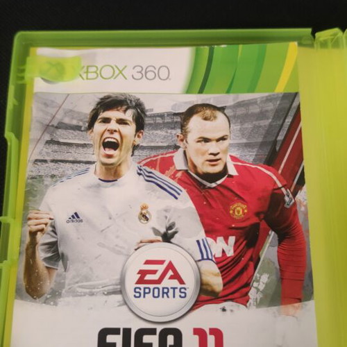Fifa 11 Xbox 360 used, complete with manual