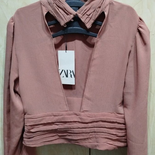 Zara open back crop top new, size Large, dusty apple color