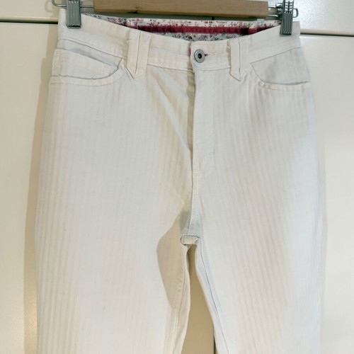 White long jeans XS/S like new with embossed striped pattern