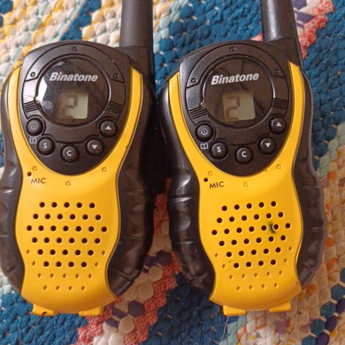 Walkie talkie Binatone latitude100 used with slight wear