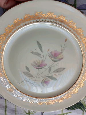 Porcelain vintage plate like new from Heinrich & Co.