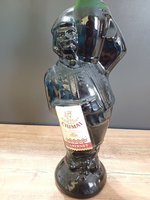 Cabernet wine bottle anthropomorphic sealed like new from Moldova
