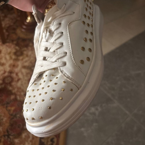 Guess Salerno sneakers size 44, like new, white