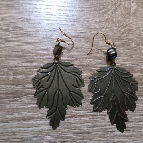 Handmade earrings with tiger's eye stone, gold color, made to order