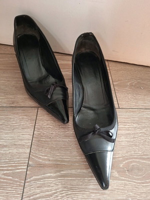 Γόβες Prada μαύρες σαν καινούργιο