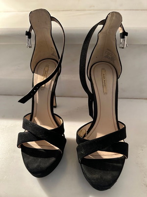 Πέδιλα Zara μαύρα μεταχειρισμένα, μέγεθος 37