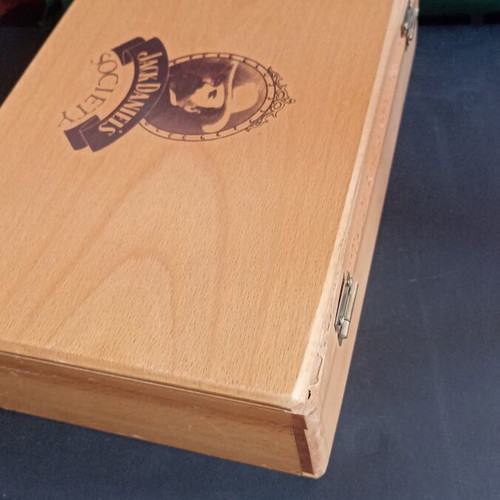 Jack Daniel's Society wooden collectible box vintage 90s, like new