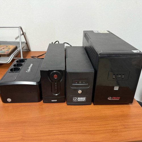 UPS like new, pack of 4 Q-Tech, Braun Group, Nod, CyberPower