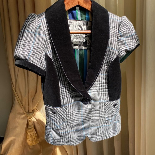 St. Martins checked jacket new with velvet, size S