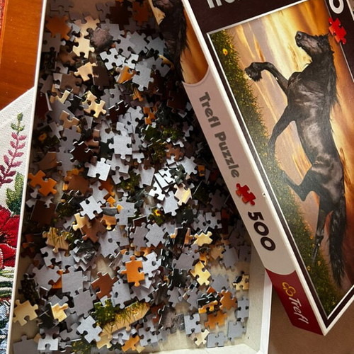 Puzzle 500 pieces new with all pieces
