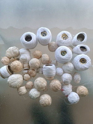 Embroidery threads like new, assorted