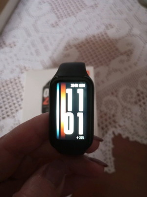 Xiaomi Smart Band 8 Active like new