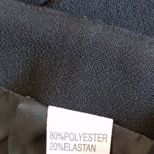 Women's black skirt new, size 46, stretch fabric