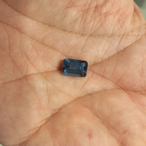 Blue-green tourmaline 5 ct with certificate new
