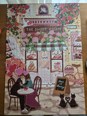 Puzzle The Sweet Escape Valentine's Cafe like new, complete