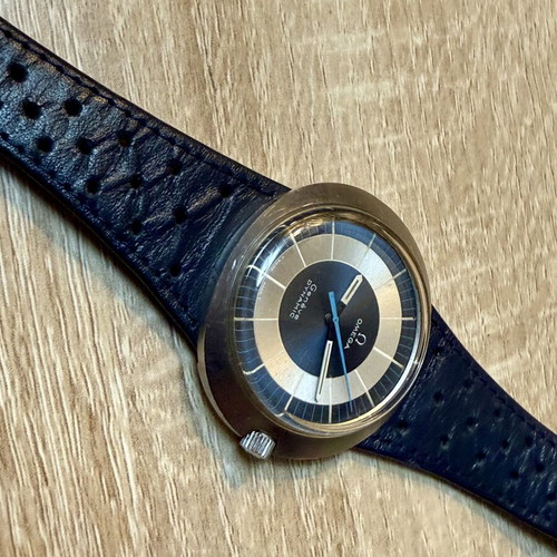 Omega Geneve Dynamic watch used, manual winding, white and blue