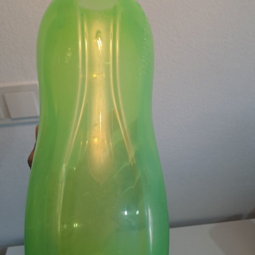 Tupperware bottle bag and Eco bottle 2L like new