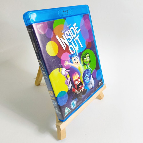 Inside Out and Moana Disney Blu-ray used with English subtitles
