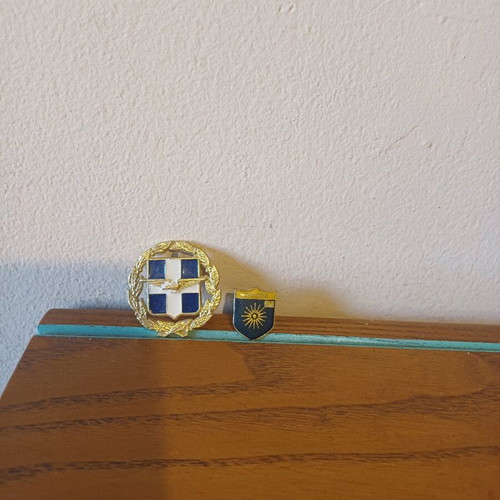 Greek Air Force pins like new
