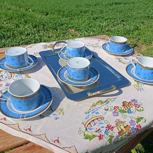 Coffee/Tea Cups and Saucers unused