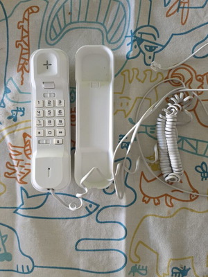 Alcatel corded phone like new, white