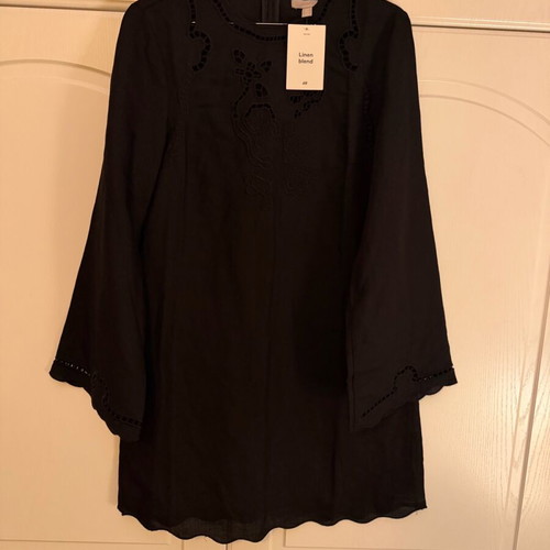 H&M dress new, size Small, black