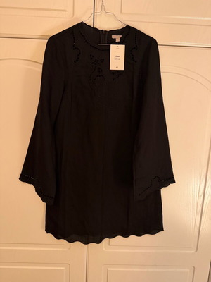 H&M dress new, size Small, black