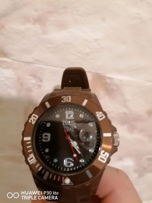 Waterproof watch like new without battery