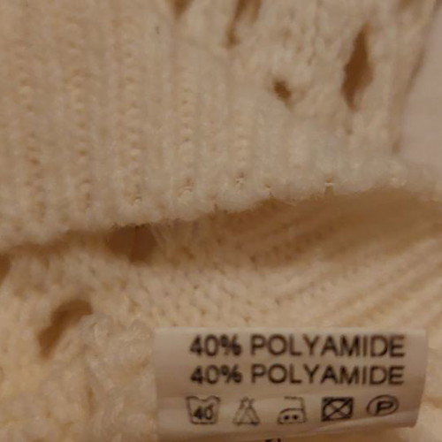 Women's sweaters used, pack of 2, one size