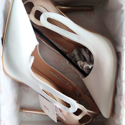 Deezee pumps new, white with rose-gold details, size 41