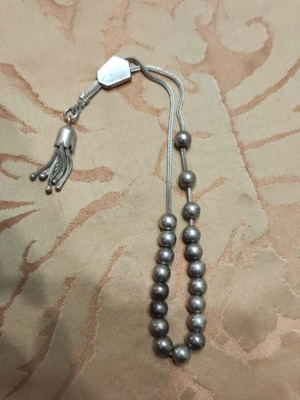 Silver worry beads used, excellent condition