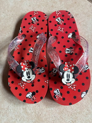 Mini flip flops size 29 like new, red