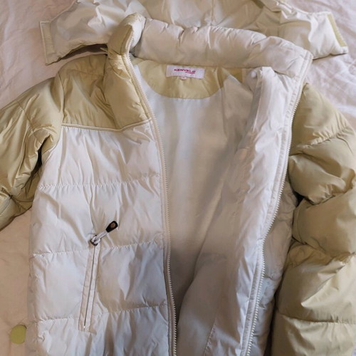 Kenvelo warm puffer Small with hood like new, multicolor