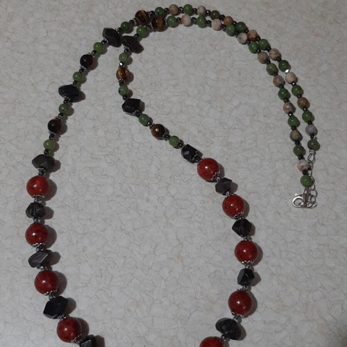 Necklace with coral, bronzite, jade, tiger's eye and jasper in 925 silver new