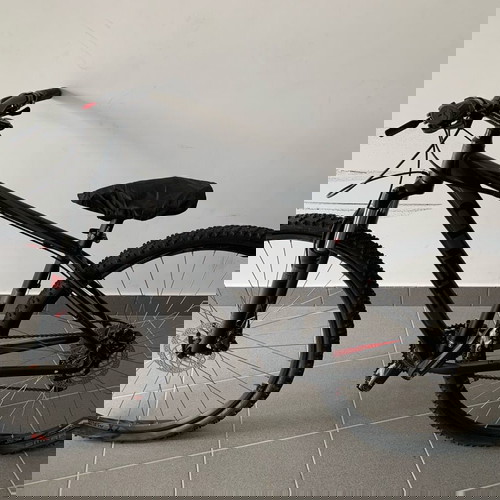 Cube mountain bike σαν καινούργιο, δισκόφρενα, μαύρο, ανδρικό