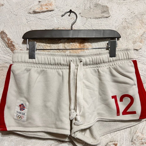 Team GB sports shorts size M used, white