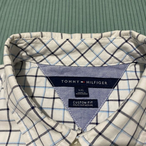 Tommy Hilfiger men's dress shirt, Large, Custom Fit, plaid