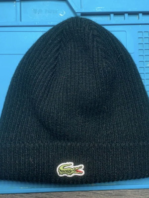 Lacoste σκουφάκι σαν καινούργιο, μέγεθος M, μαύρο