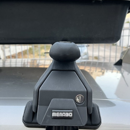 Menabo roof bars and roof box set